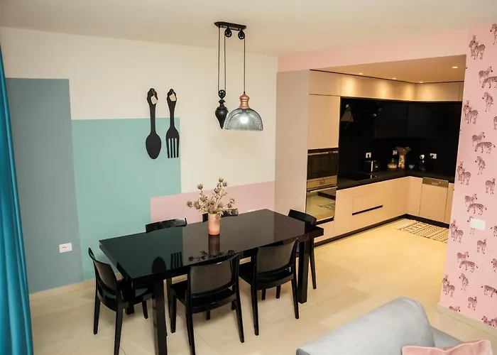 New Bazaar Stylish In Tirana's Heart Apartmán Tirana